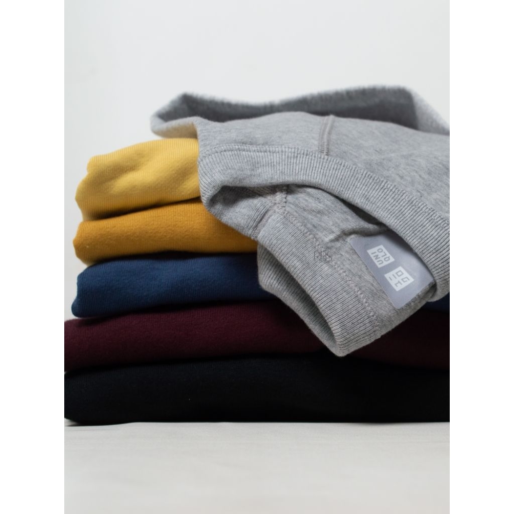 UNIQLO SWEATER ORIGINAL UNISEX SOFT TERRY – Crewneck Basic Pria Wanita | Sweater Polos Branded Murah
