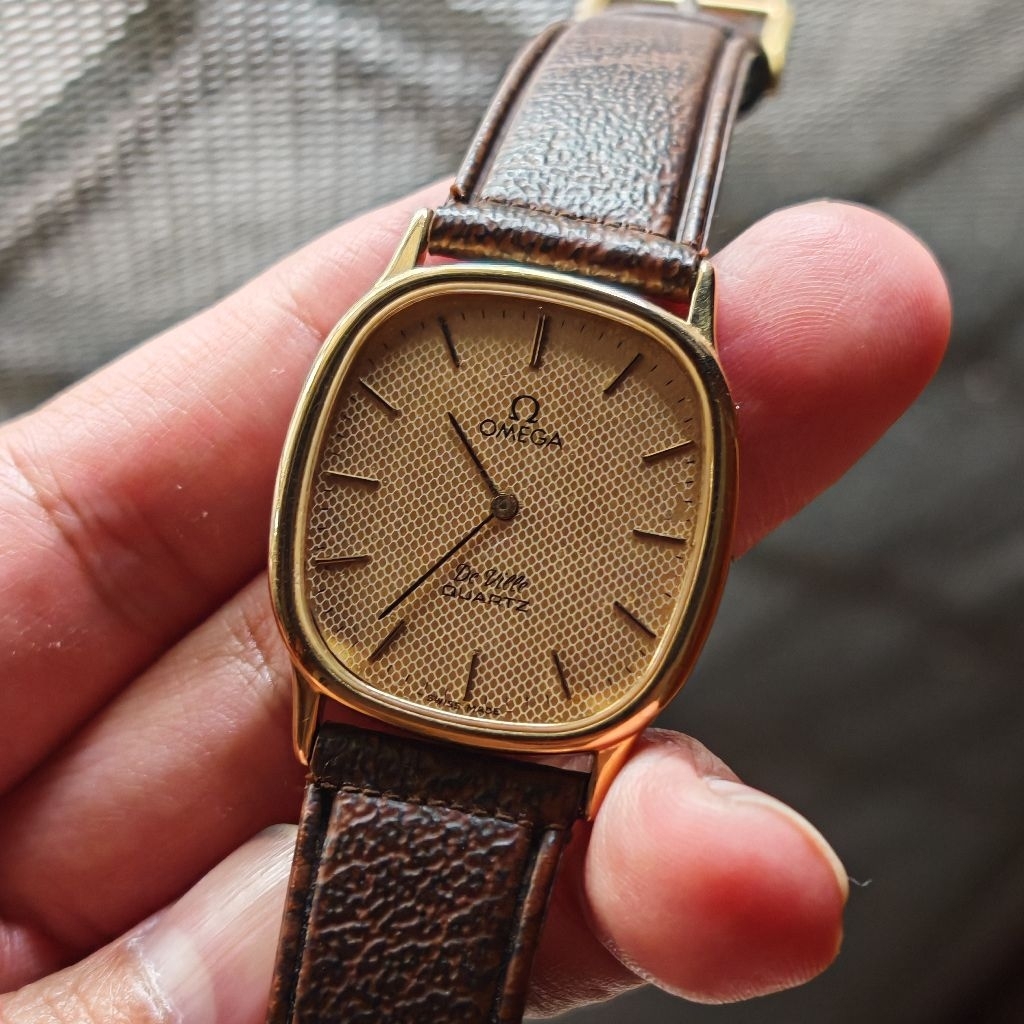 80s Vintage Omega De Ville deville Ellipse Tank honeycomb dial gold plated