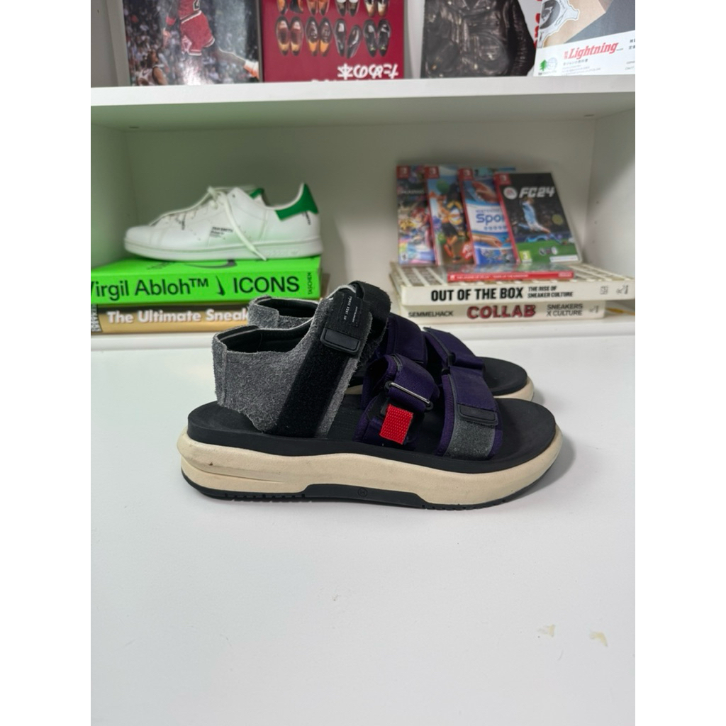 hijack sandals astro size 39