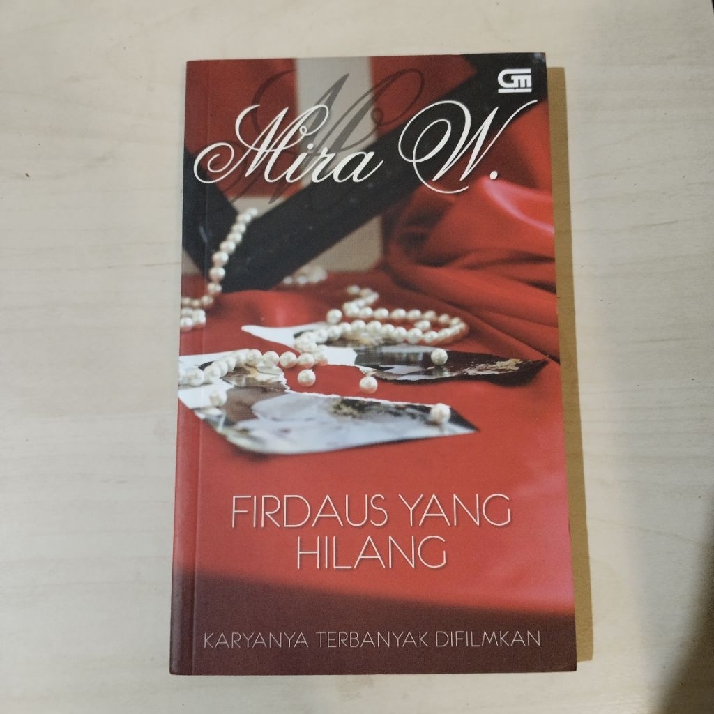 Novel Mira W