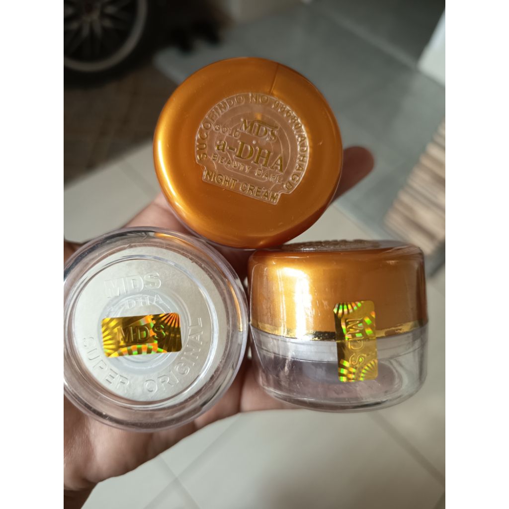 CREAM MALAM DHA HOLO GOLD KOTAK ORI