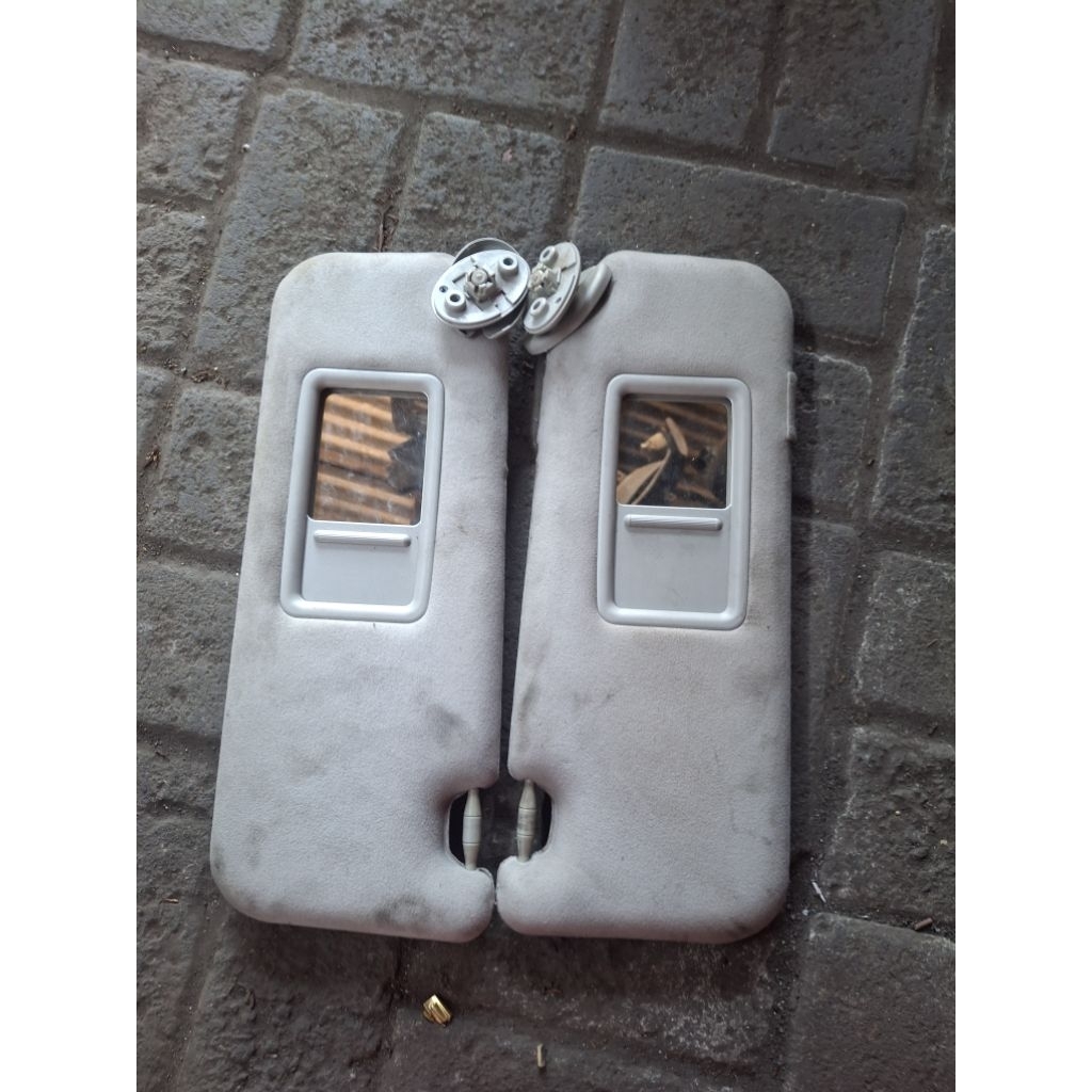 Sunvisor Matahari Innova Reborn Original