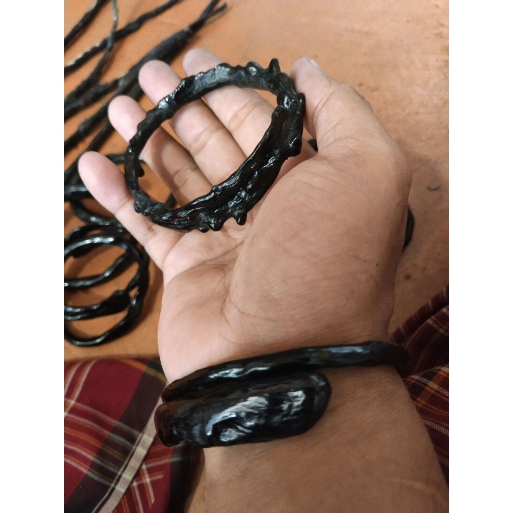 Gelang akar bahar papua asli