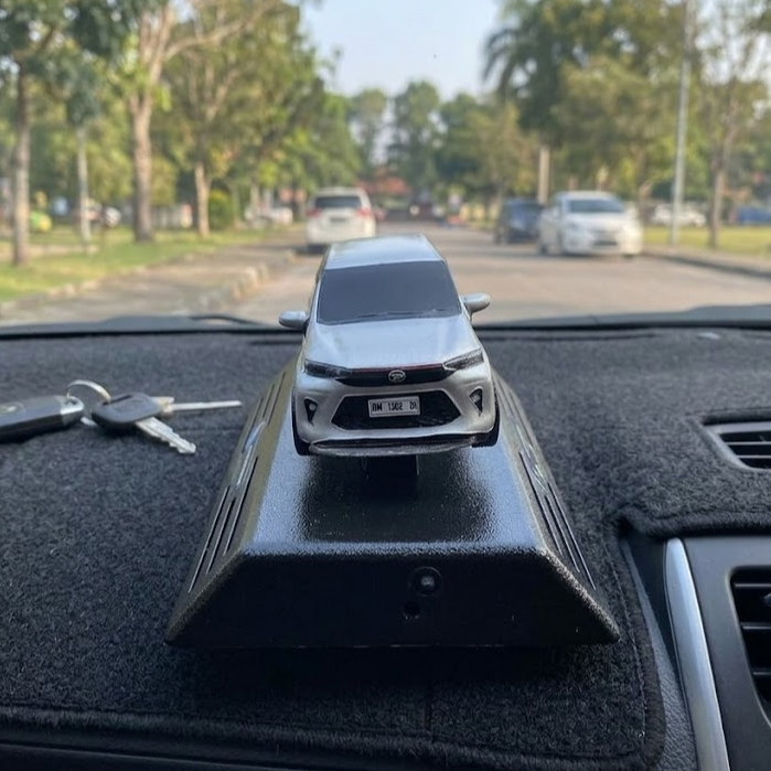 {ALL NEW XENIA TERBARU} Skala 1 : 45 Pajangan Interior Miniatur Mobil