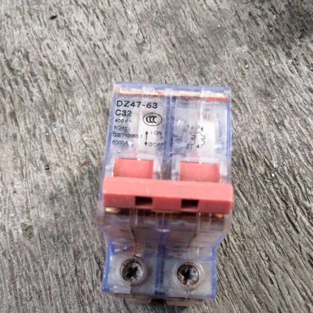 MCB 2P DZ47-63 second