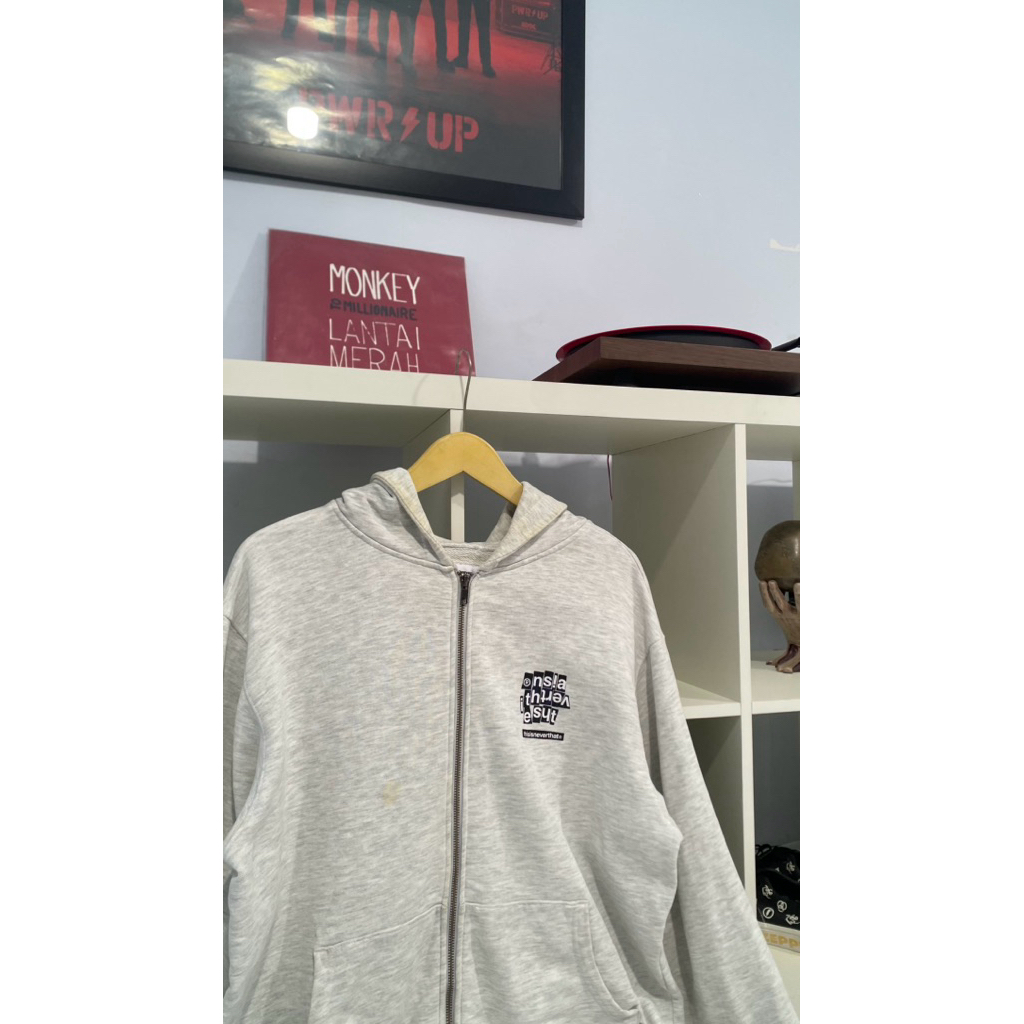 hoodie tnt