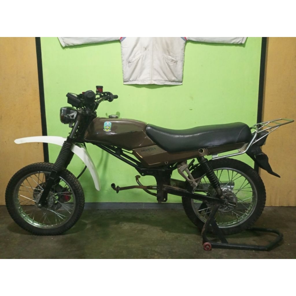 Rangka set body Honda win
