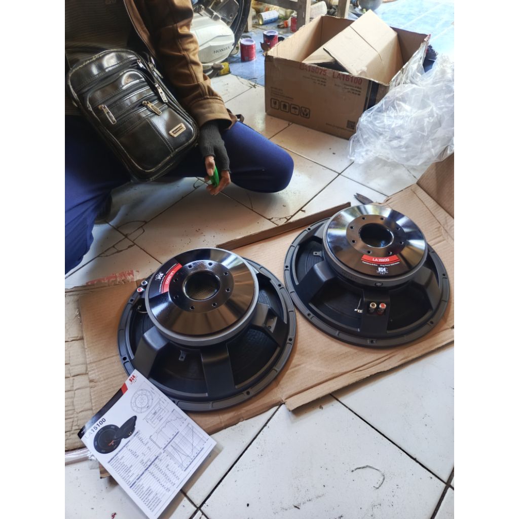 speaker jic la15100