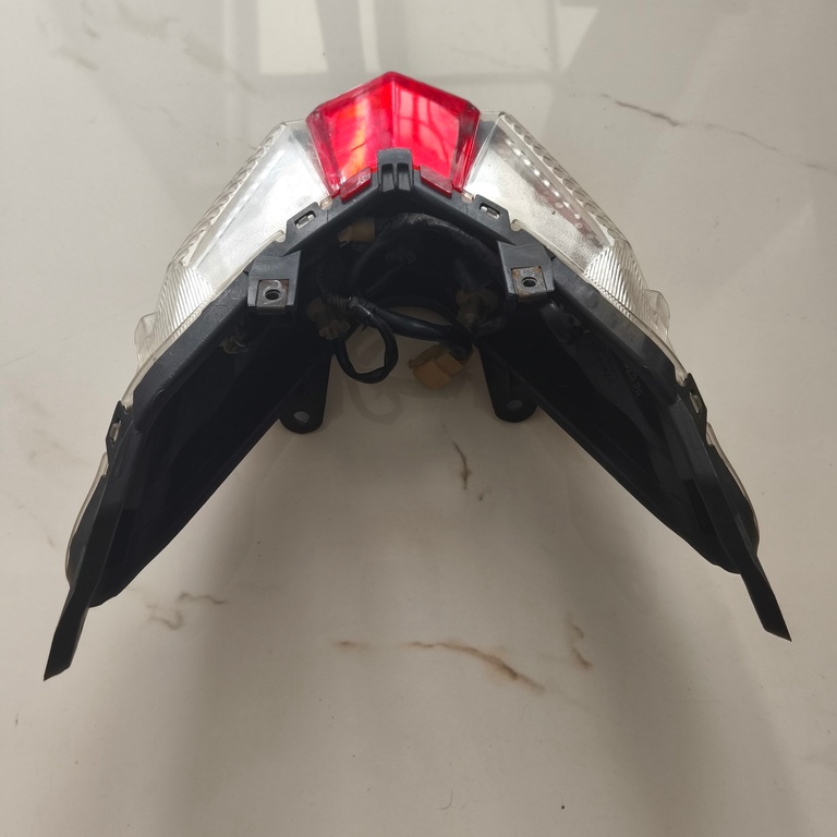 Lampu Belakang Stoplamp Vario 125 150 LED Old Running Ori Honda