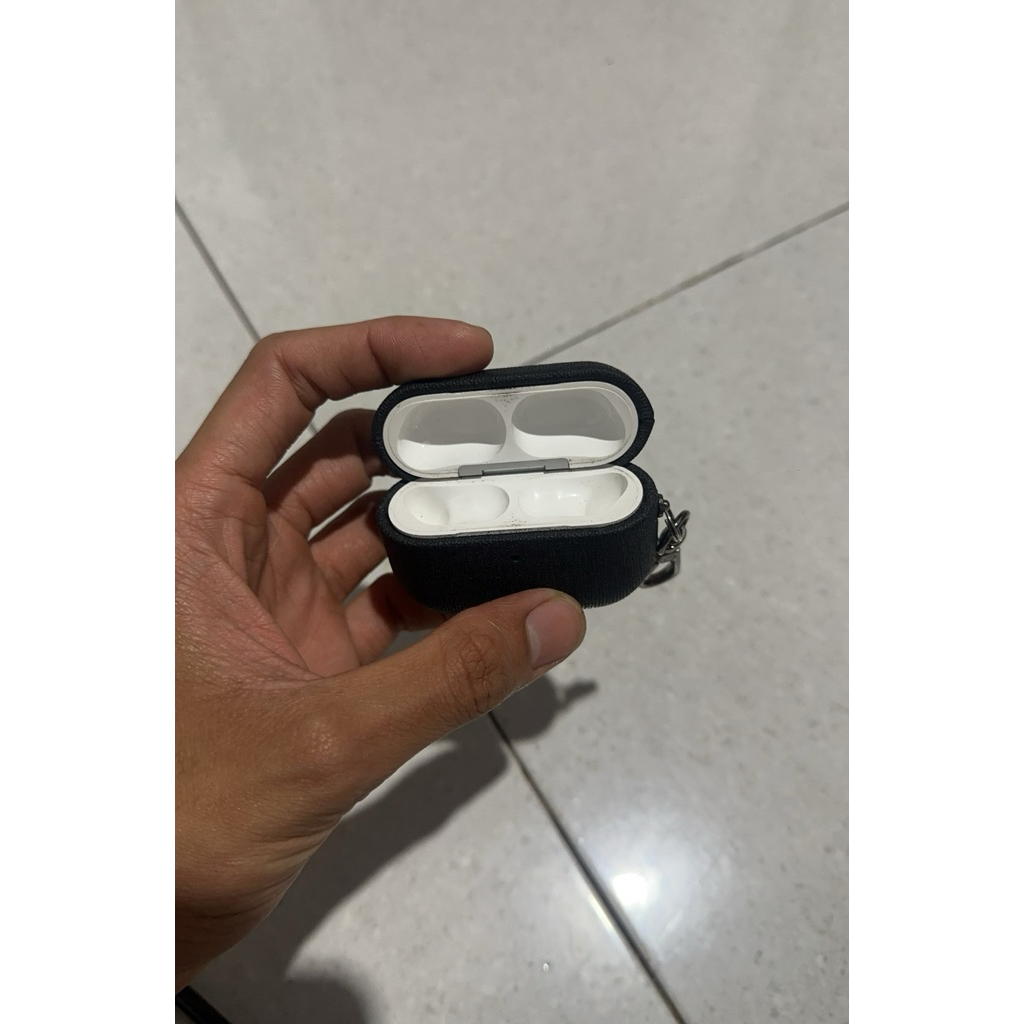 Airpods Pro 3 / Airpods pro gen 3, hanya wadah / Case Only Ori IBOX