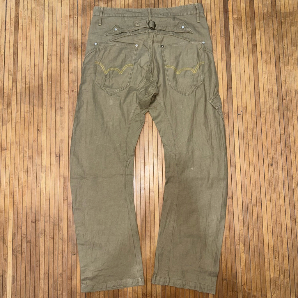 EDWIN JAPAN OLIVE GREEN MULTIPOCKET BUCKLE BACK CARGO ZIPPER PANTS