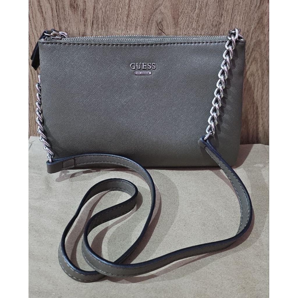 tas slempang wanita guess ori bekas