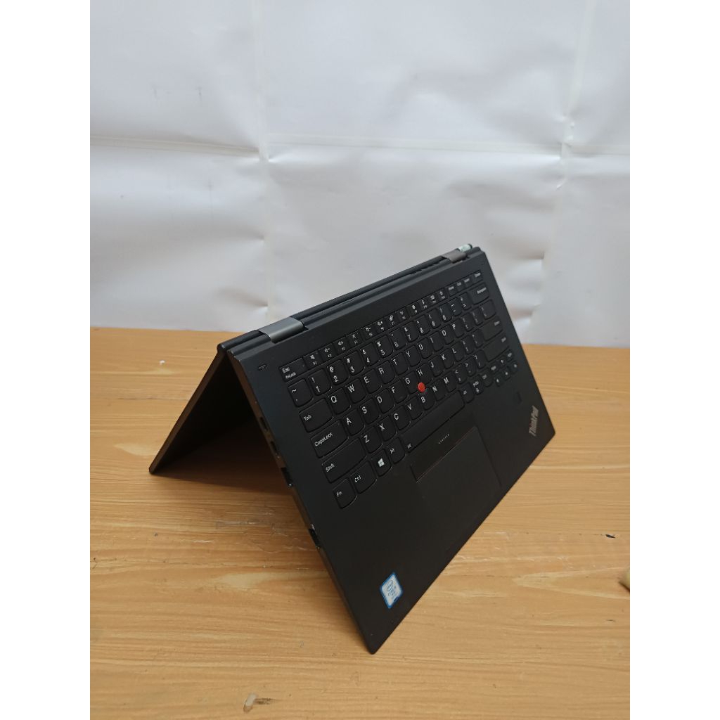 LAPTOP LENOVO THINKPAD X1 YOGA  2TH TOUCHSCREEN i5 gen 7300U-PEN STYLUS-X1 YOGA i5 GEN7, 8GB - SSD 1