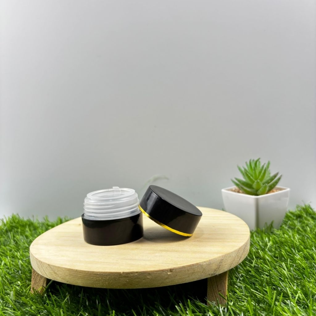 POT CREAM CANTIK HITAM LIST GOLD