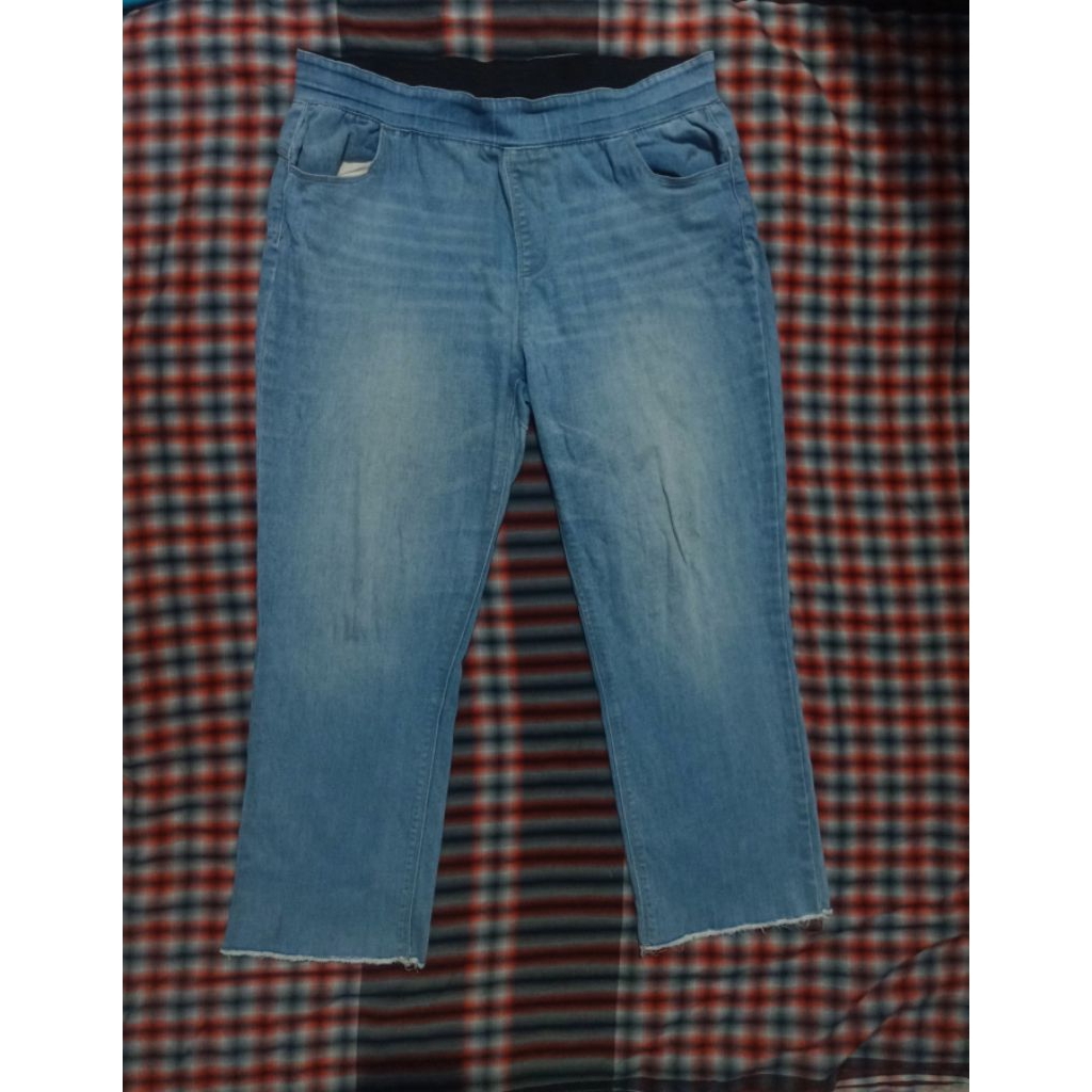 Celana Jeans Rawis SZ 35-40 (min pertigaan, baca deskripsi)