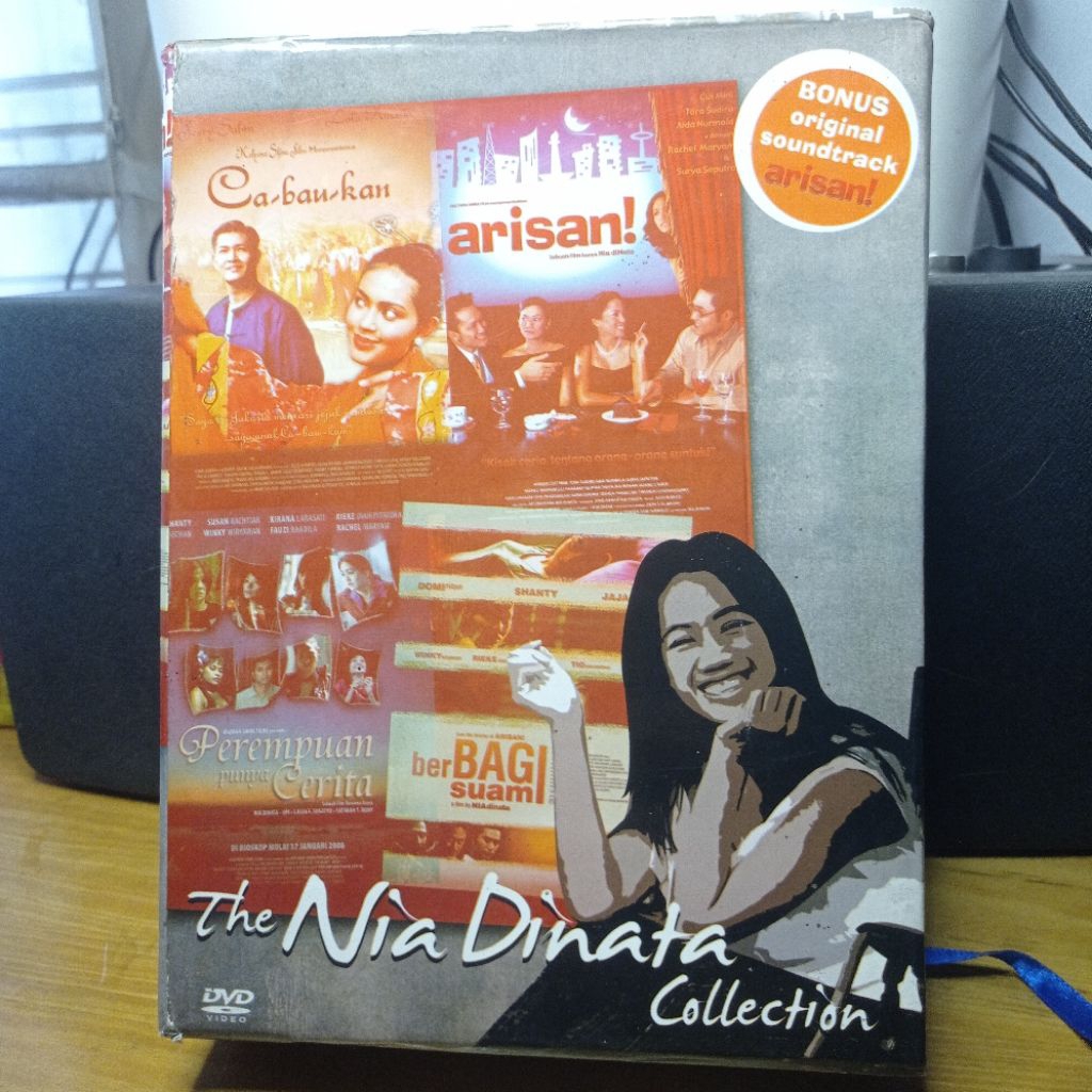 DVD original the Nia Dinata Collection terdiri dari berbagi suami, perempuan punya cerita, arisan, o