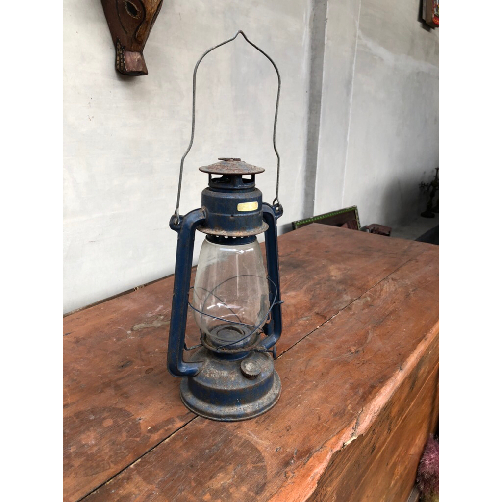 Lampu Minyak Lentera/lampu badai jumbo antik