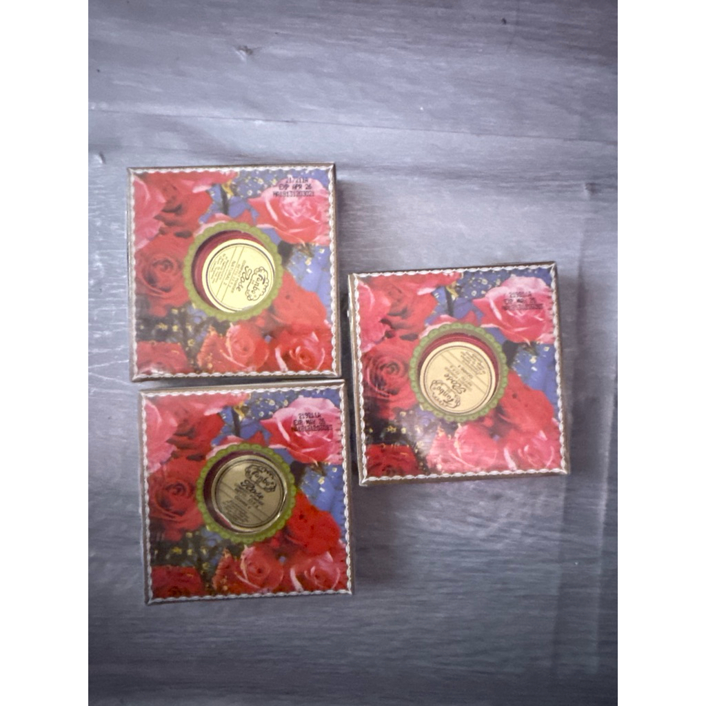 Bedak padat Fanbo Rose