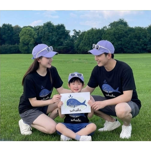 Kaos Tshirt Family WHALE STORY Baju Kapel Keluarga Ayah Ibu Anak Tema Paus Biru Atasabn Kapel Dewasa