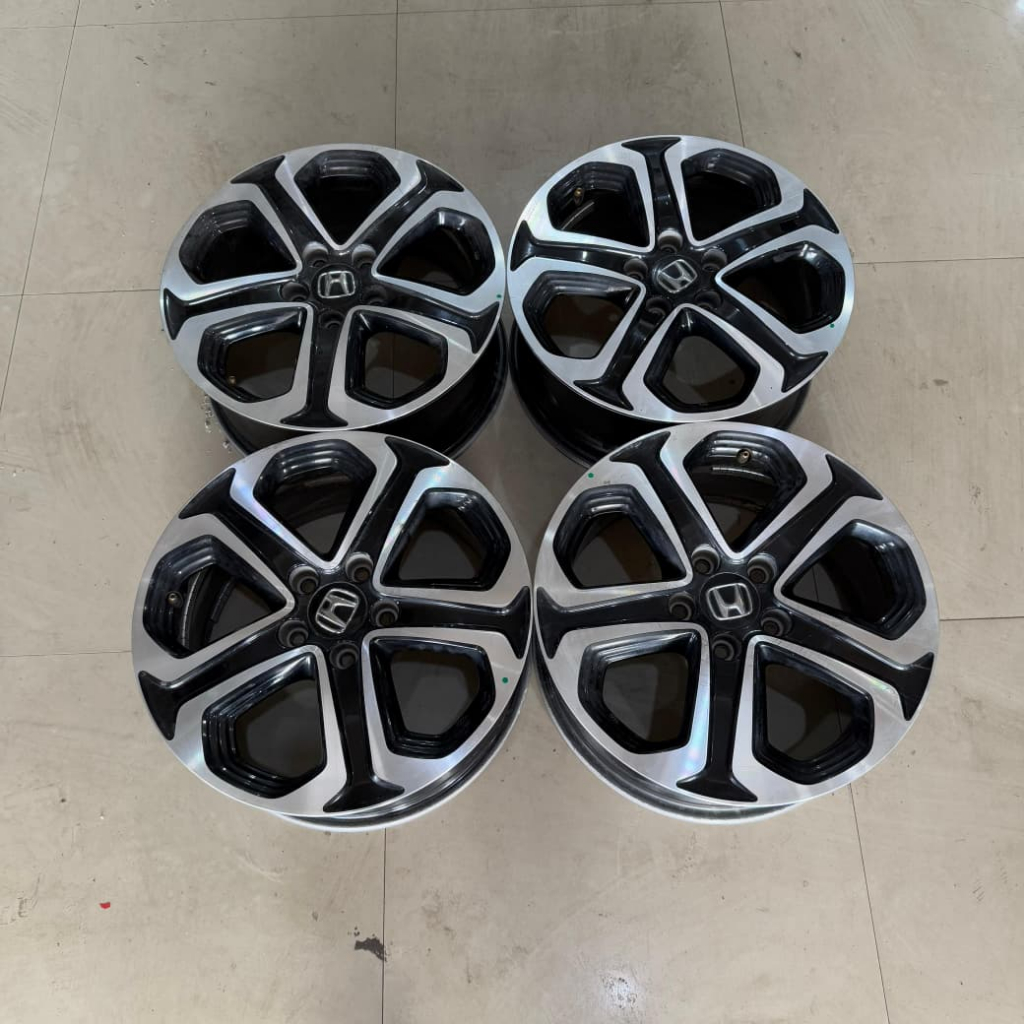 velg/pelek mobil second original hrv ring17 baut5x114 warna blck polish
