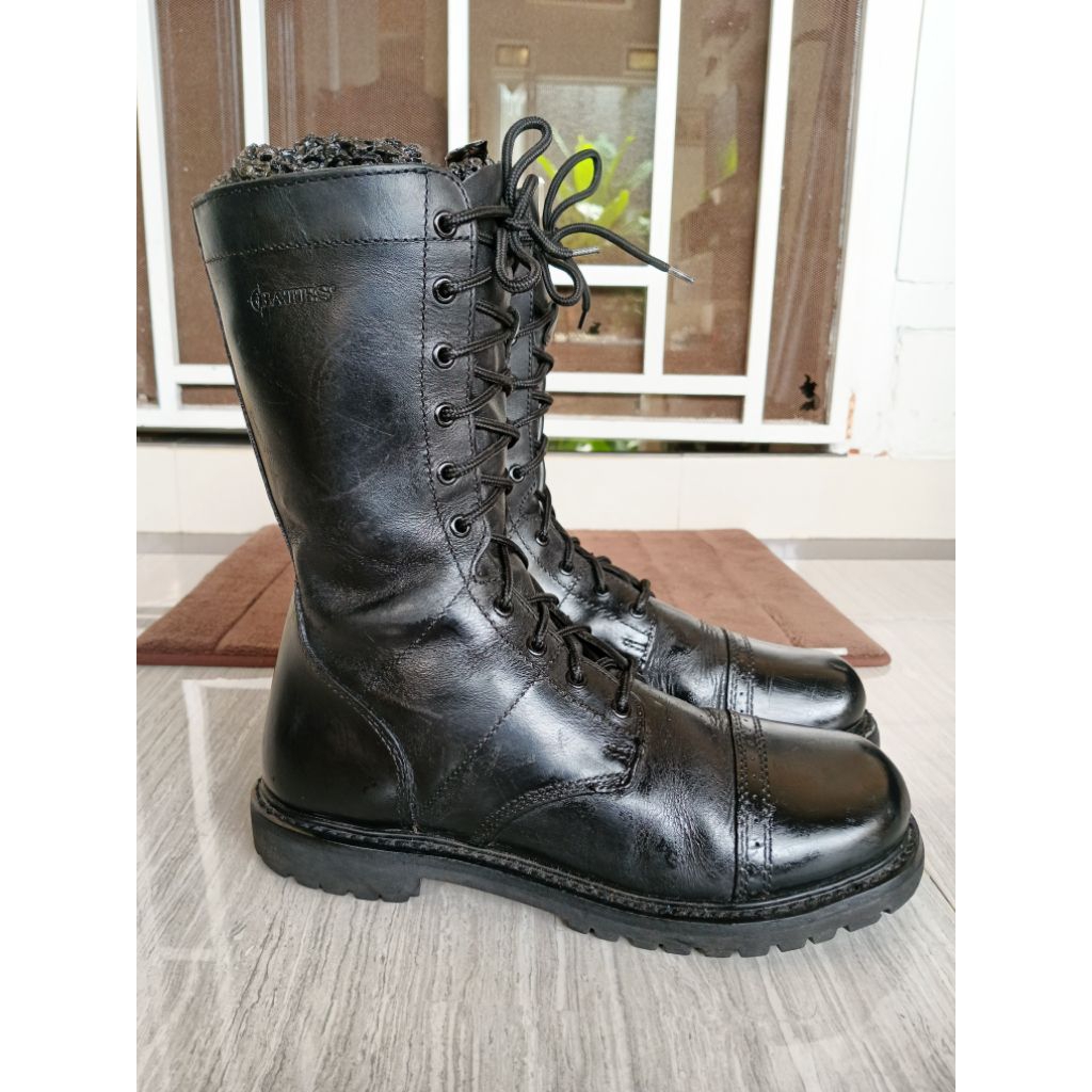 BATES Combat 10 Hole Boots Size 45 Insol 28-29 Cm