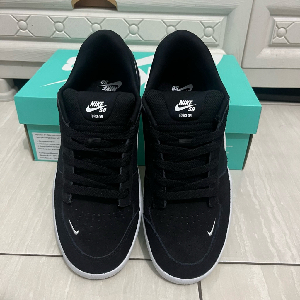 Nike SB Force 58