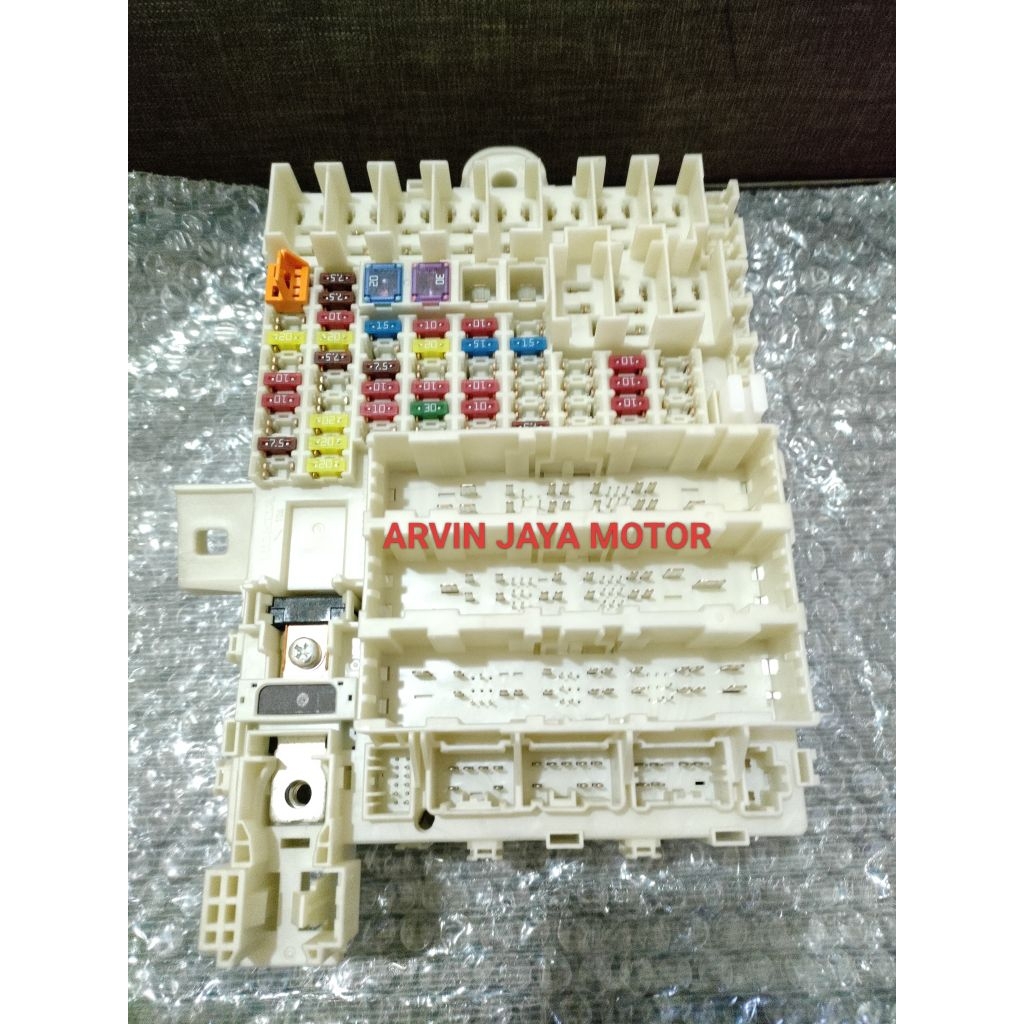 fuse box Honda jazz ge8 TF0-T031