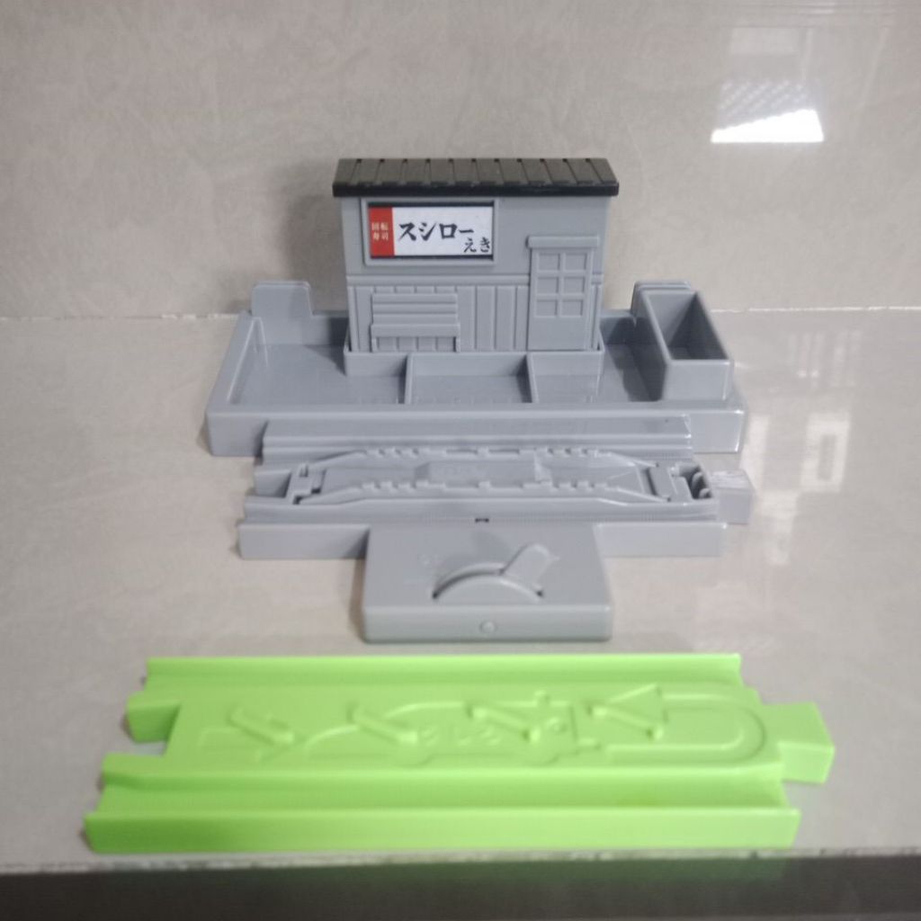 takara tomy plarail sushiro x plarail racing Thomas