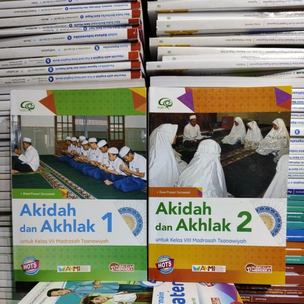 Akidah dan akhlak kelas 7,8 Madrasah Tsanawiyah kurikulum Merdeka Aqila