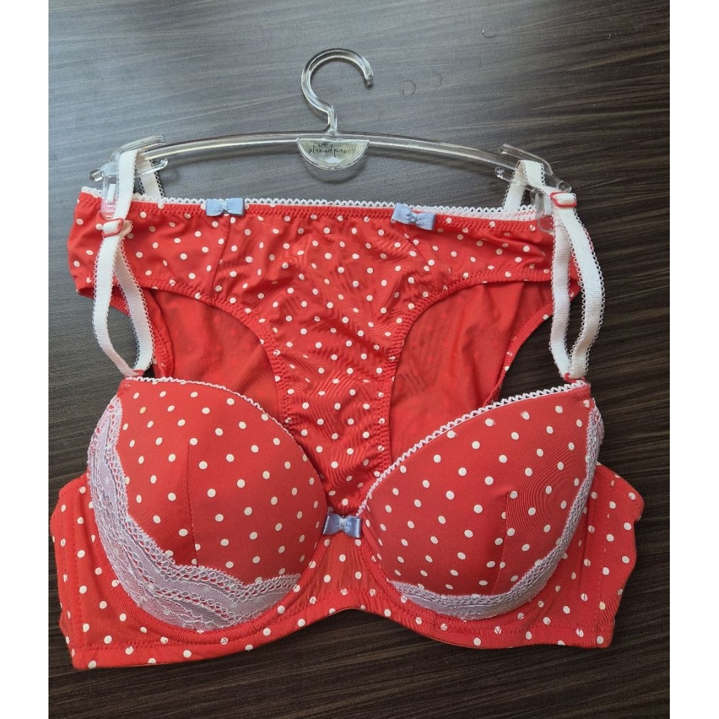 Young Hearts Set Bra & Underwear NEW
