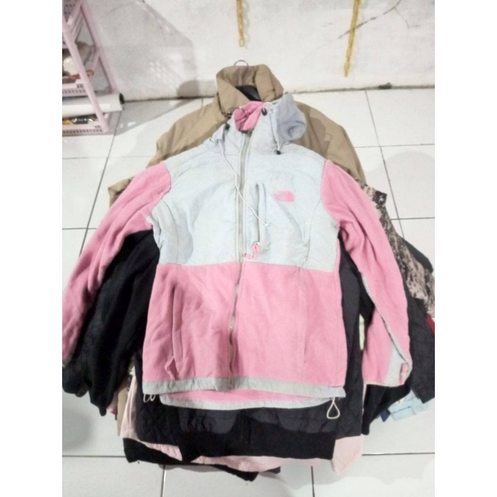 Borongan Jaket Tebal