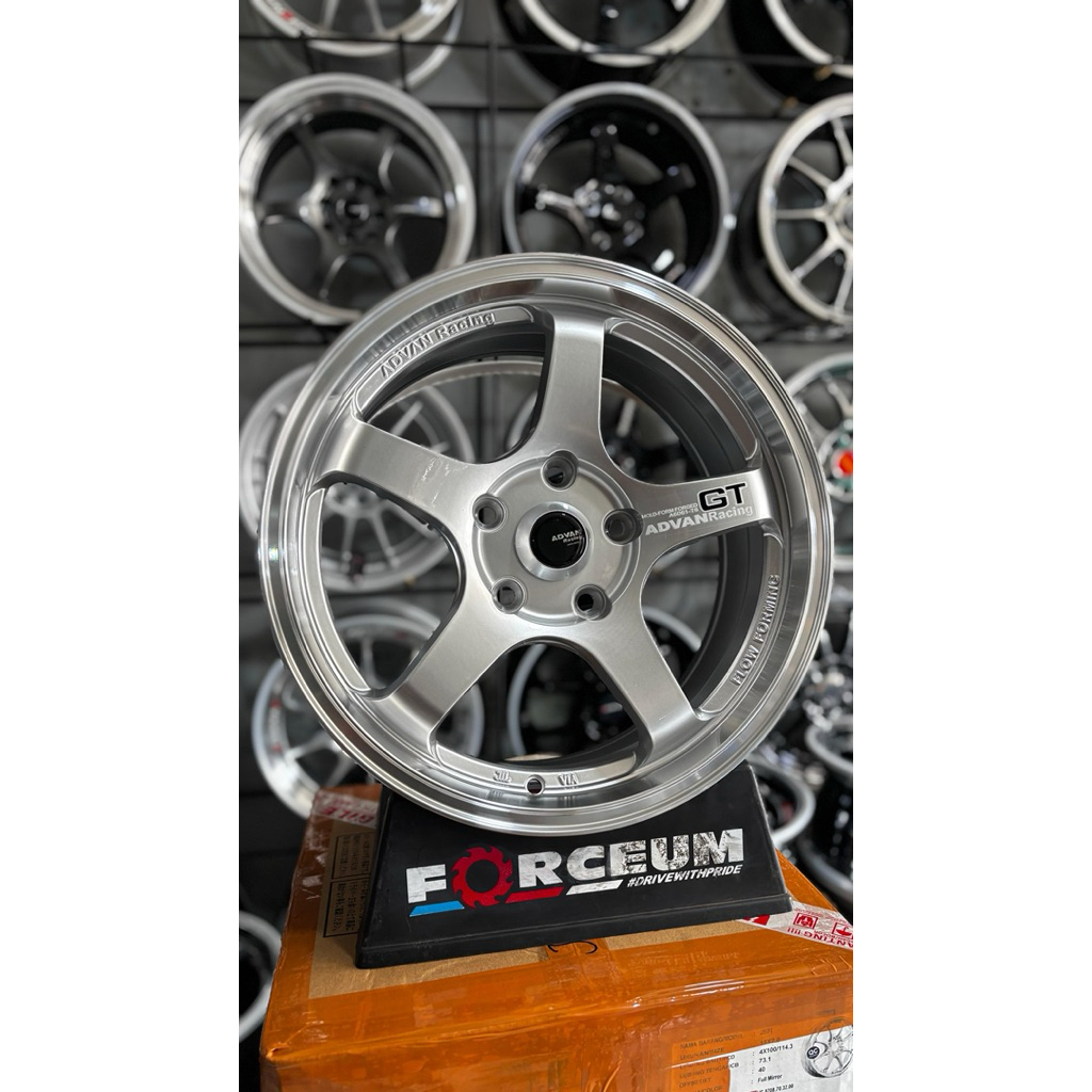 velg advan gt r16 silver lip polish pcd 5x114 kondisi baru
