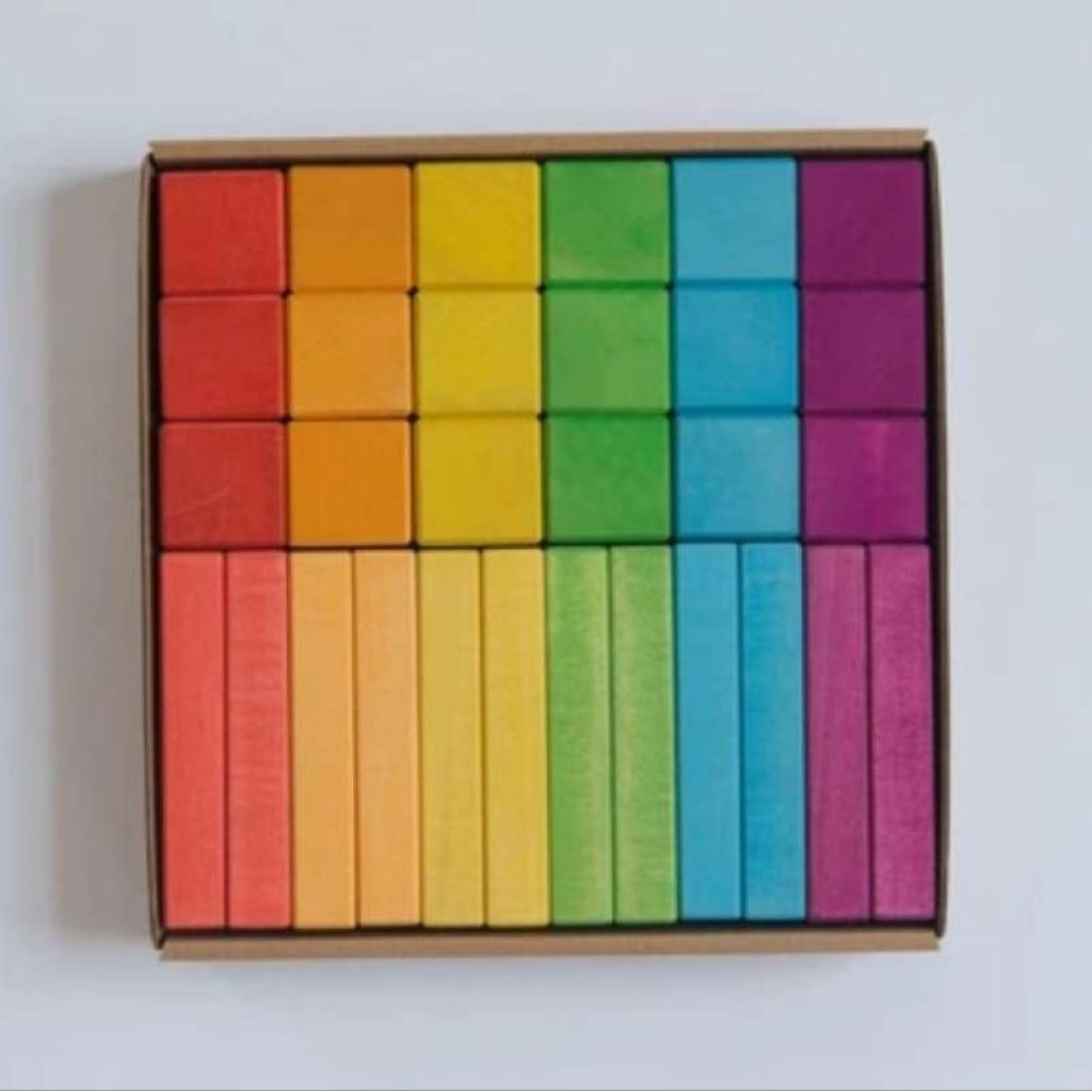 Avdar Cube and Bricks