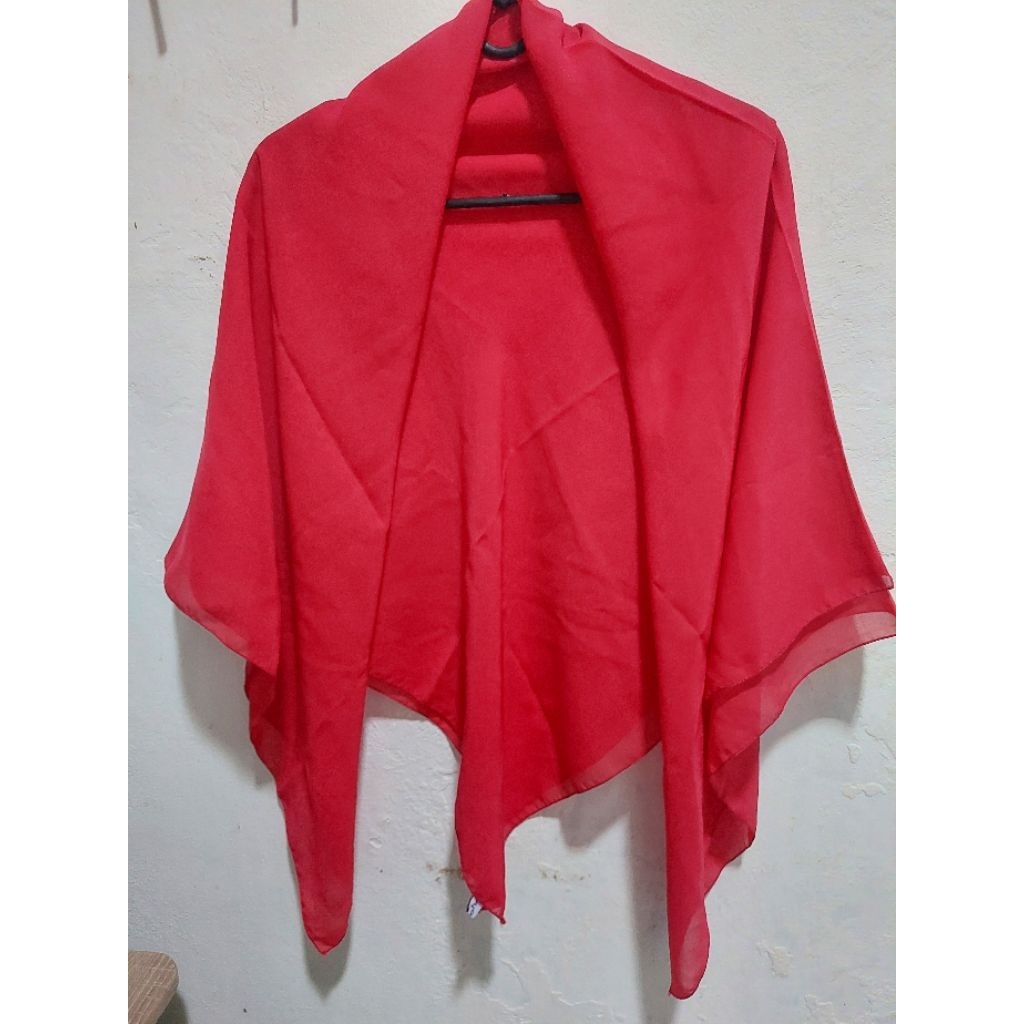 PreLoved_Hijab Segi Empat Elzahra_Red