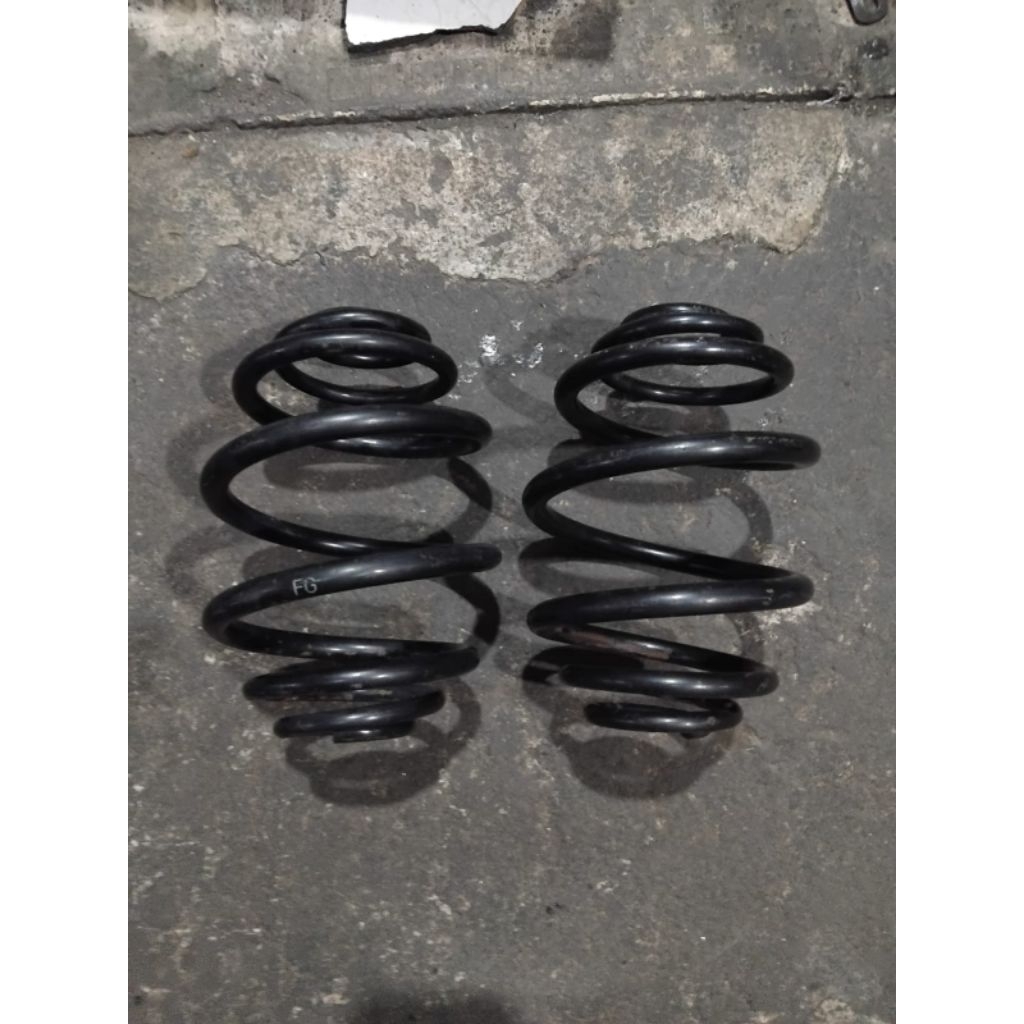 Per keong Coil Spring Belakang Standar Bmw E36/E46 Costum Avanza xenia Original Copotan