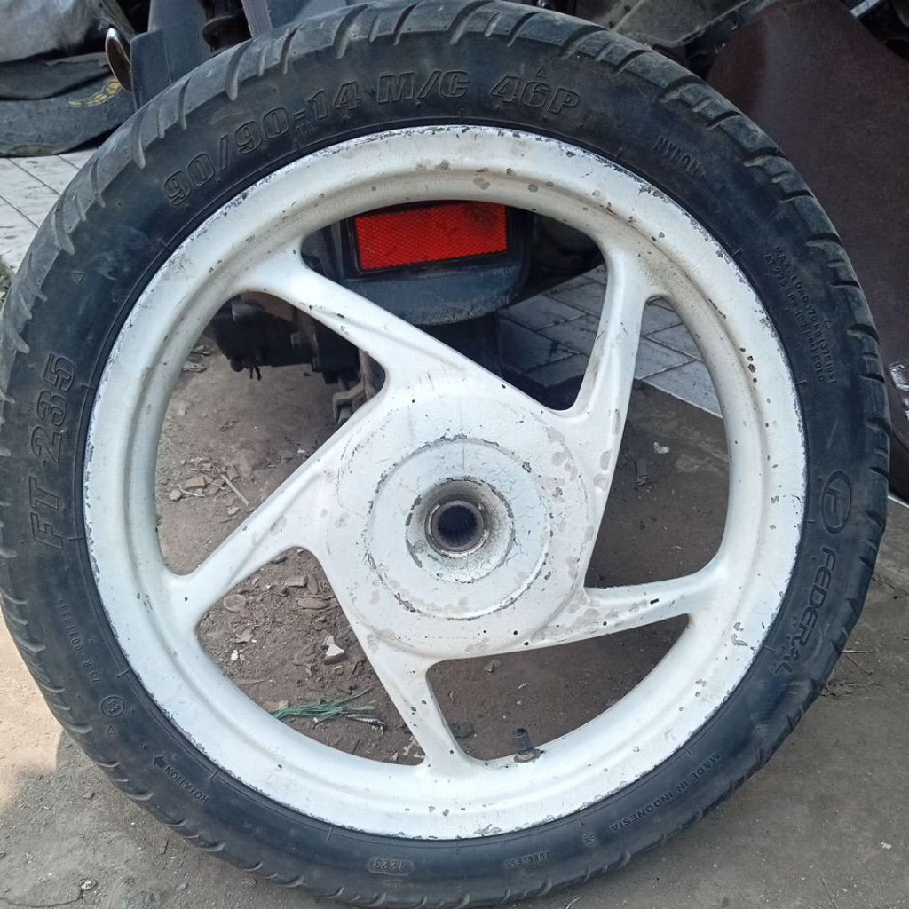 VELG BELAKANG BEAT FI , SCOPY FI , SCOPY KARBU ORI