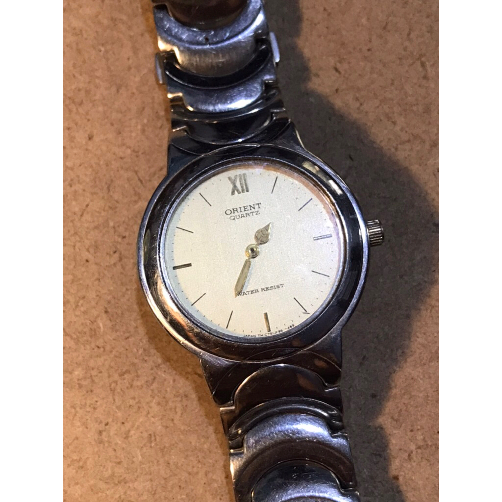 jam tangan orient quartz vintage