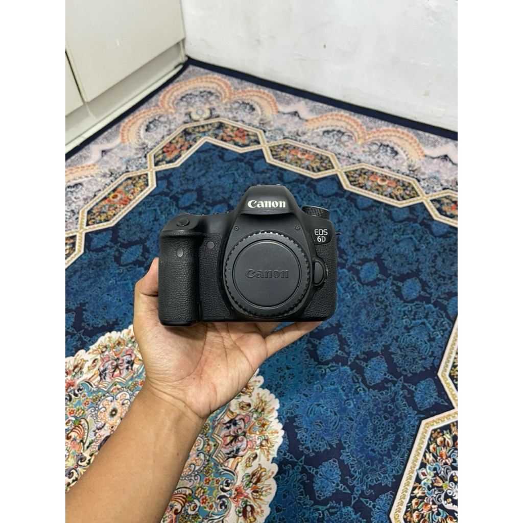 Canon 6D, wifi, fullset, no minus