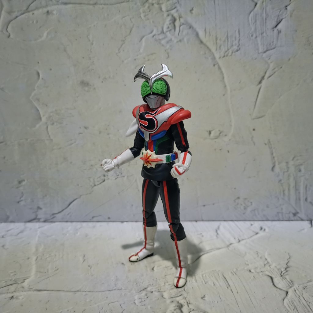 SHF Kamen Rider Stronger Charge Up