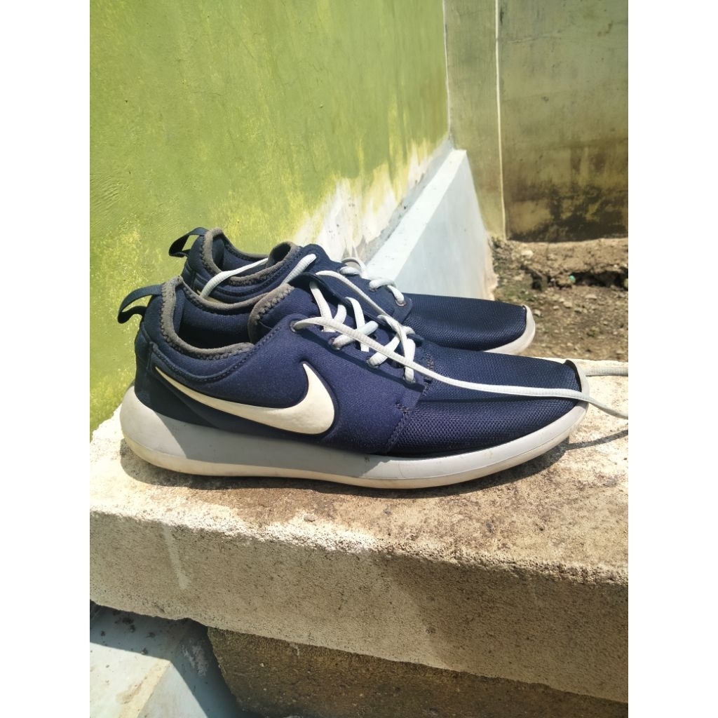 NIKE BEKAS (asal Taiwan)