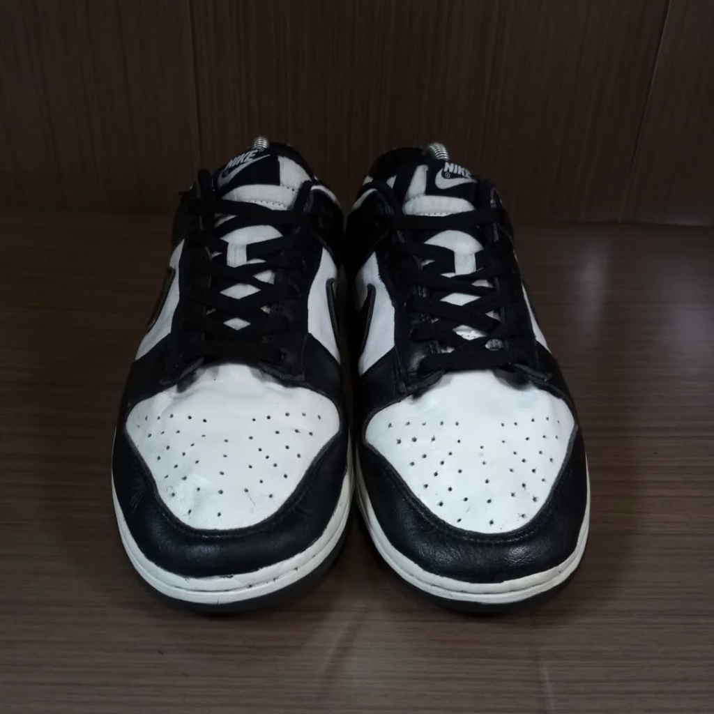 PRELOVED SB DUNK PANDA SIZE 42,5 SECOND