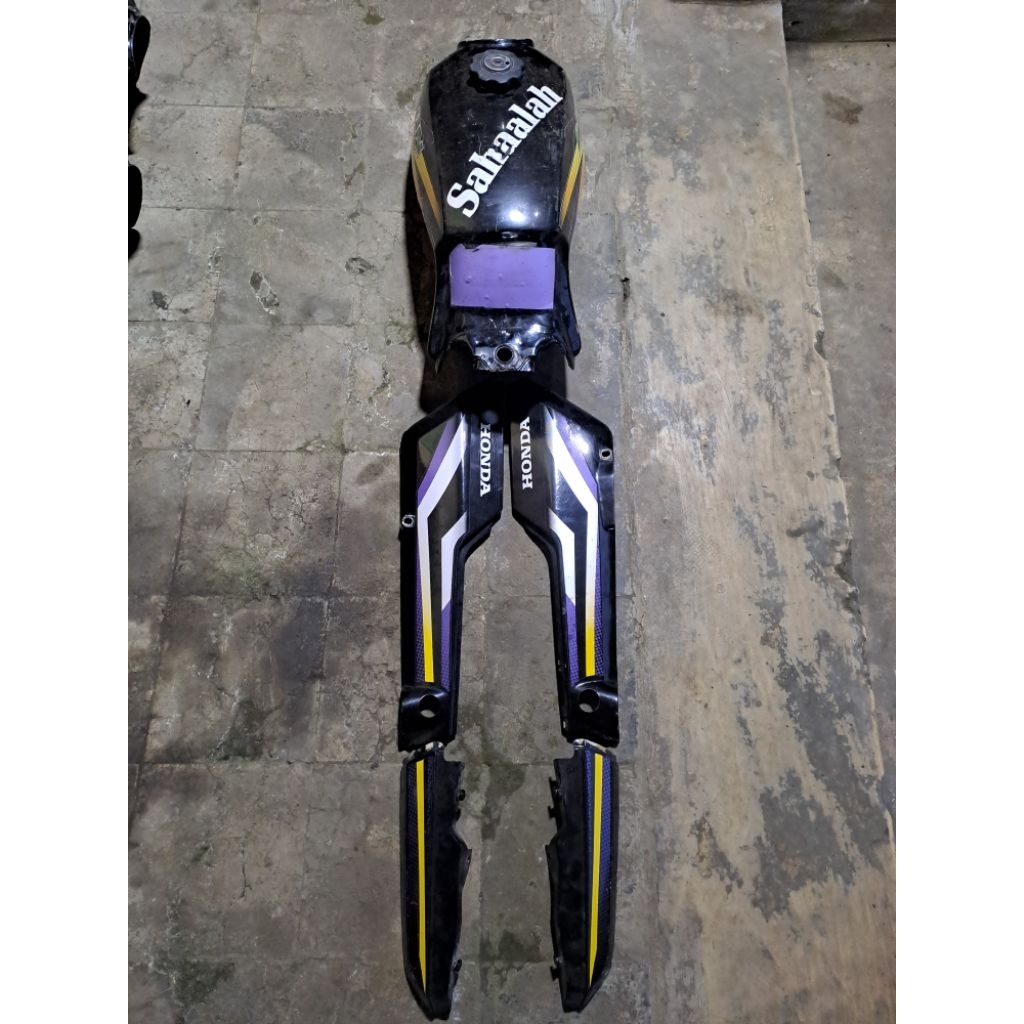 Body set honda win 100 original
