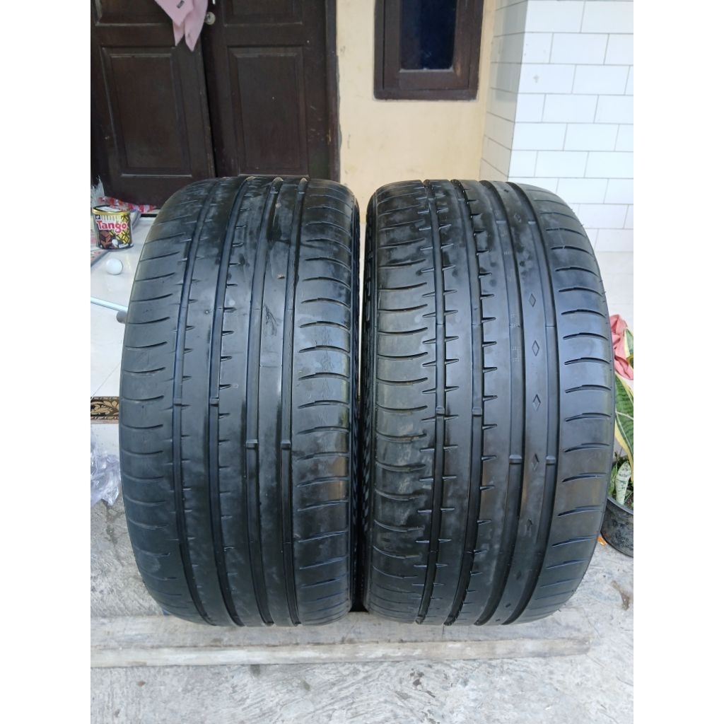 Ban Accelera 265/35 R19