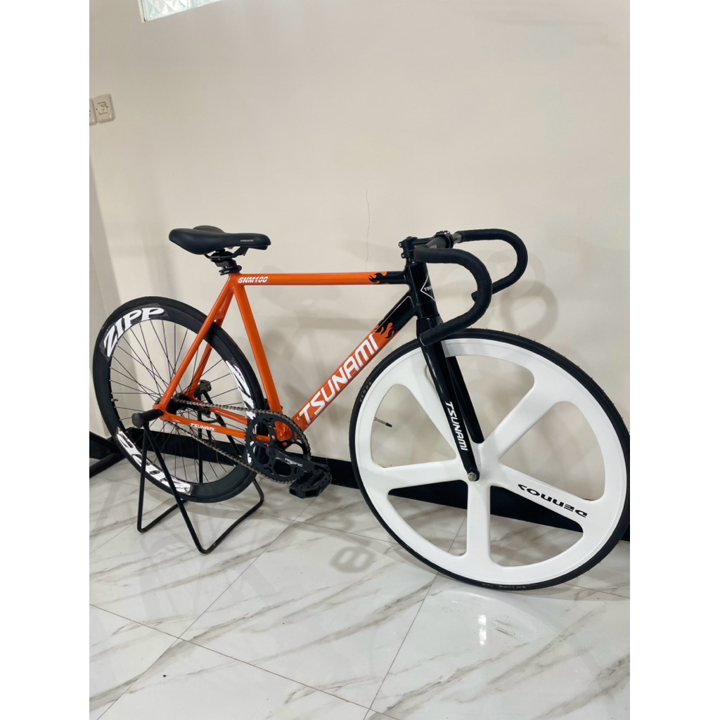 Sepeda Fixie Tsunami custom hitensteel velg dennos
