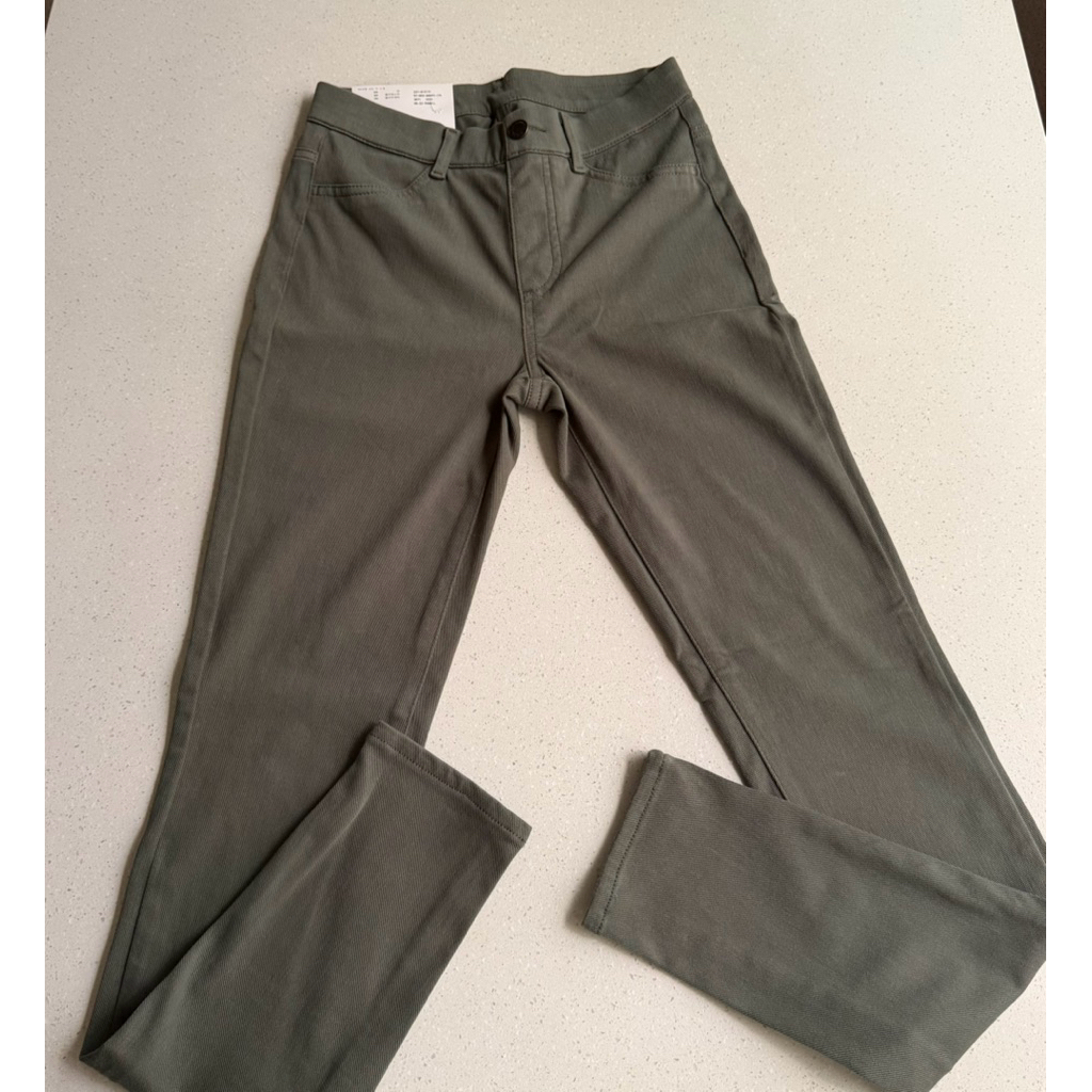 LEGGING WANITA UNIQLO ORIGINAL