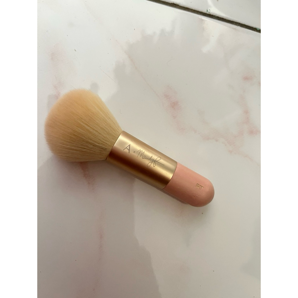 prelove - brush aeris x maudy ayunda