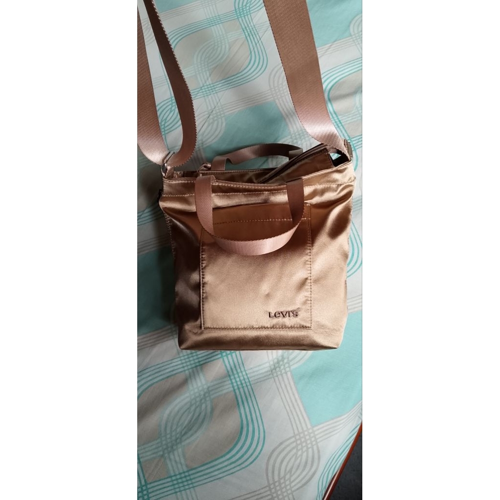 TAS SLING LEVI'S