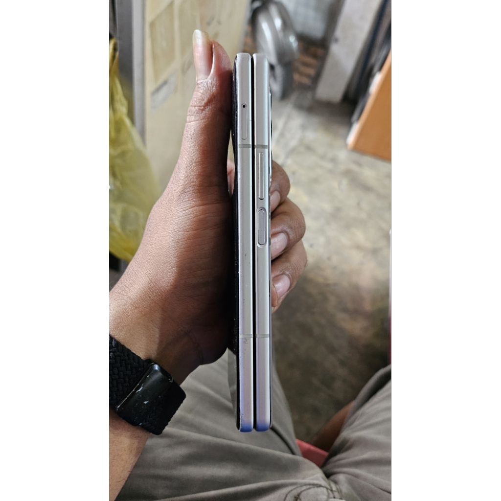 Samsung Z Fold 3 Minus lcd dalam dan luar bergaris