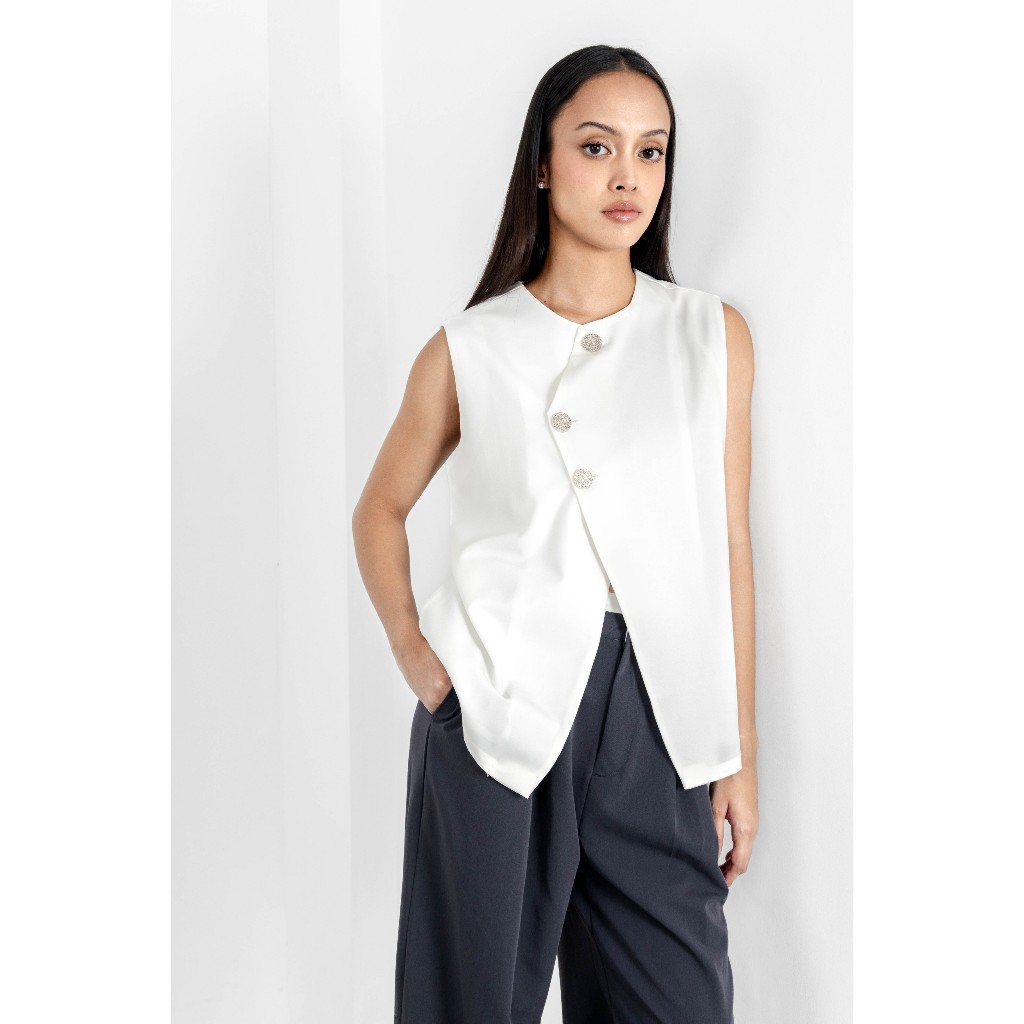 Gaudi. Runa Vest - Atasan Vest Wanita
