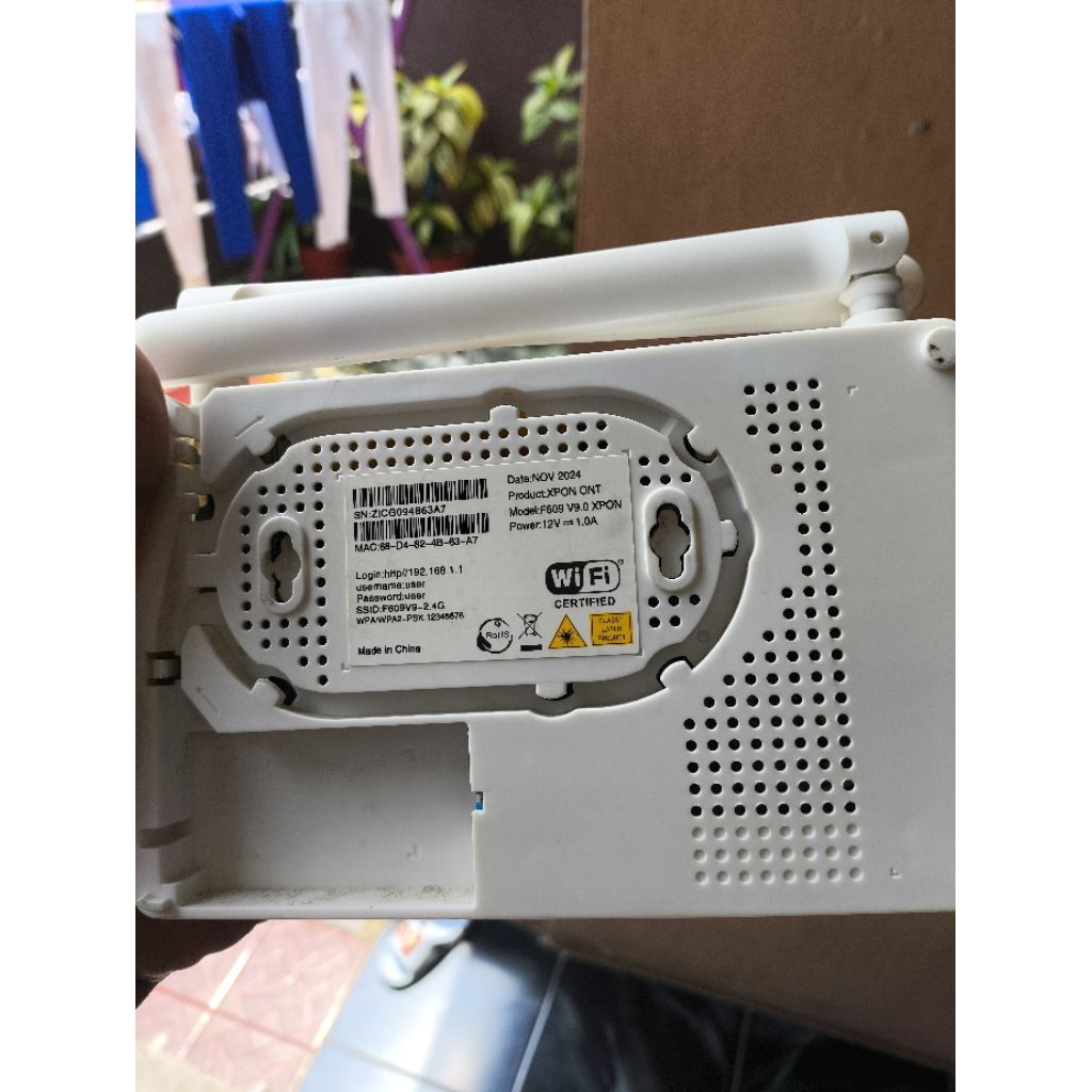 Router Huawei hg8145v5 dan ZTE F609